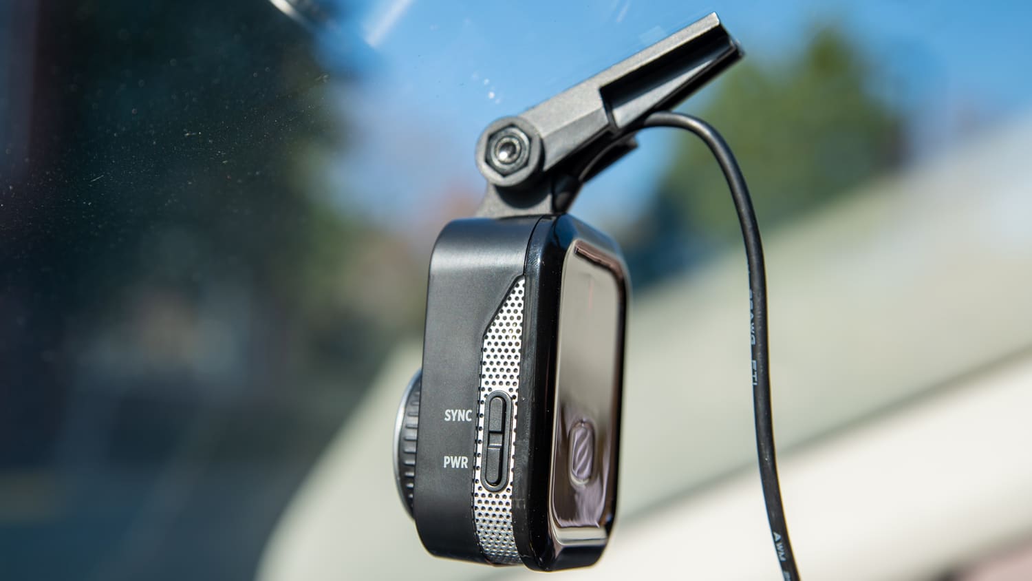 Best Budget Dash Cam Review (2024 Ratings)