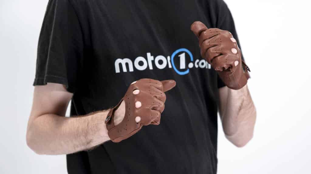 Best Driving Gloves Review (2024 Ratings)